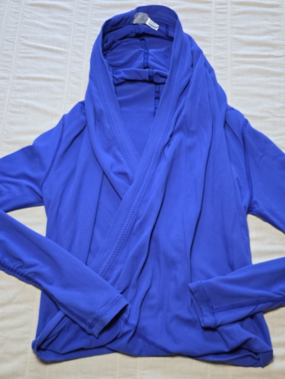 Ivivva by Lululemon Four Count Shrug Girls Size 10